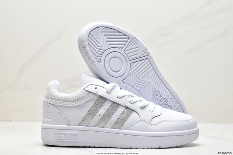 Adidas Sneakers